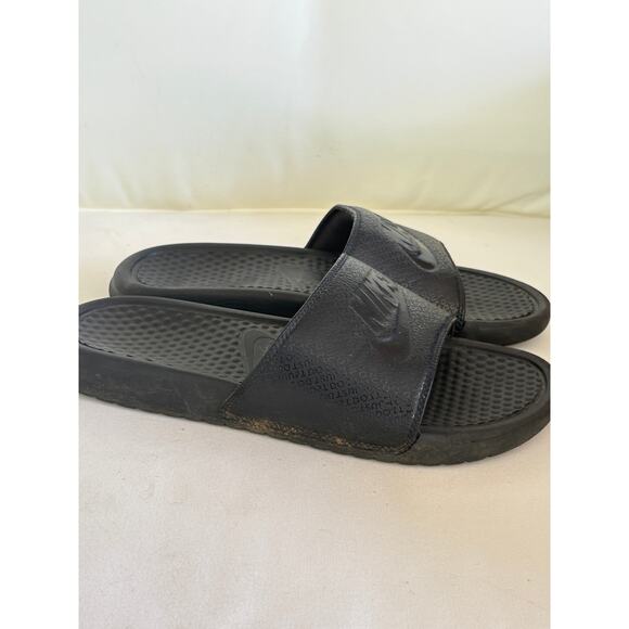 Nike Mens Benassi JDI Slides 8 Black Slides Slip On Beach Travel - Picture 2 of 5